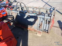 Skeleton buckets Hemach puinbak
