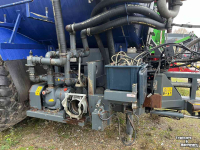 Slurry tank Veenhuis THDG 18000 mest tank wegen en monsteren