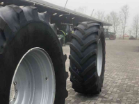 Wheels, Tyres, Rims & Dual spacers Michelin 650/85R38
