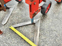 Inter-row cultivator Steketee 12 rijige Steketee Schoffelmachine Hydr.opklapbaar 12x50