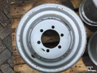 Wheels, Tyres, Rims & Dual spacers  11x17.0