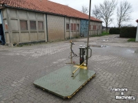 Other conveying equipment and accessories  Palletwikkelaar