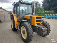 Tractor Renault 80-14