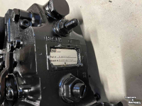 Used parts for tractors Case-IH Bosch Brandstofpomp REMAN Case MX JR932477
