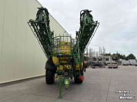 Fieldsprayer pull-type John Deere 840 Veldspuit